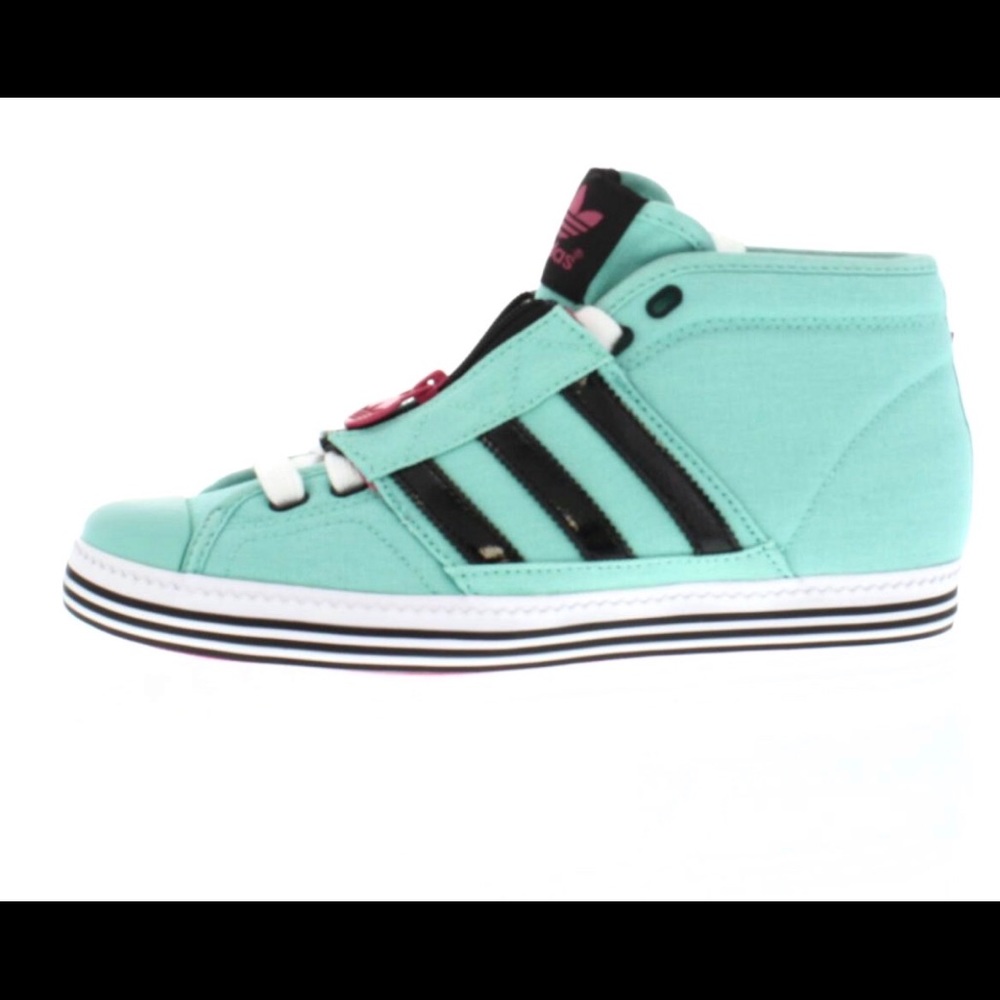 NWT Adidas Vanity Vulc Mid II Sneakers